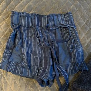 Linen shorts size medium